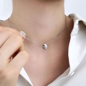 Dylam สร้อยคอจี้วงกลมเซอร์โคเนีย AAA Zirconia ทำจากเงินสเตอร์ลิง925พื้นผิวขัดเงาสวยงามปรับแต่งได้ - Product Image 3