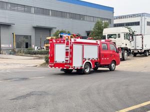 <span class=keywords><strong>Camion</strong></span> <span class=keywords><strong>de</strong></span> pompiers Dongfeng TuYi double cabine 1 tonne avec réservoir d'eau - Product Image 4