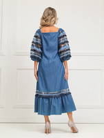 Robe Midi en Jean Bleu Personnalisée pour Femme, Col Cœur, Manches 3/4 à Franges et Paillettes, Ceinturée, pour Soirée ou Tenue Décontractée – Fabrication OEM/ODM Directe Usine