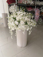 QSLH Ti459 Benutzer definierte große weiße Hochzeit Mittelstücke & Tisch dekoration OEM Seide künstliche Rose Blume Ball Herzstück