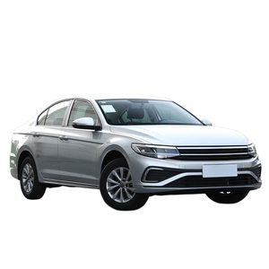 Volkswagen Bora 300TSI DSG Premium Edition 2024, berline d'occasion, 160 ch, essence turbo, faible kilométrage, à vendre - Product Image 4