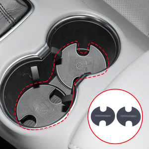 ที่รองแก้วระบายน้ำด้านหน้าสำหรับ Toyota 2022 Harrier สแตนเลสคาร์บอนไฟเบอร์ - Product Image 3