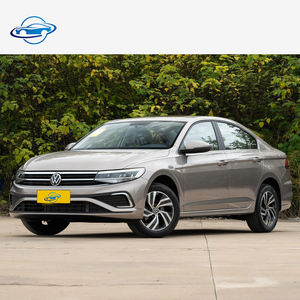 Volkswagen <span class=keywords><strong>Bora</strong></span> Usado, 200 <span class=keywords><strong>km</strong></span>/h, Automático, 4 Puertas, Gasolina, 5 Plazas, Asientos de Cuero, Cámara Trasera y Neumáticos R16, Tracción Trasera Izquierda - Product Image 2