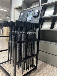 Bán buôn tàu điện ngầm arirport cho thuê thiết bị màn hình cảm ứng ngoài trời thuê ô Máy bán hàng tự động với đầu đọc thẻ - Product Image 4