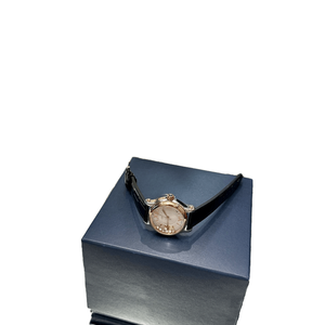 Montre à quartz pour femme avec décor en diamant, cadran à chiffres romains, bracelet en cuir noir, montre-bracelet élégante et décontractée, Chopards - Product Image 5