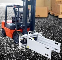Pinza Hidráulica Estándar para Pacas, Capacidad de 2700 kg, Apertura del Brazo de 520-2040 mm, Adecuada para Pacas Medianas de Papel Reciclado