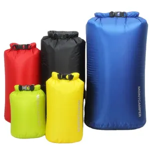 2022 Offre Spéciale sac sec imperméable à l'eau léger personnalisé pour le camping, la randonnée, le dessin
