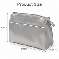 Pochette de maquillage trapézoïdale en cuir PU argenté métallisé, résistante aux éclaboussures, pour voyage, cadeau, logo personnalisé en relief, fabrication en usine