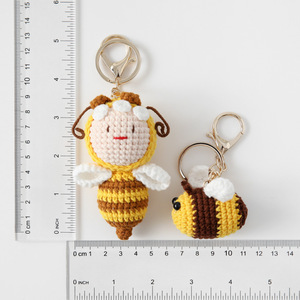Llavero <span class=keywords><strong>de</strong></span> Peluche <span class=keywords><strong>de</strong></span> Abejita, Ecológico, Ligero, Hecho a Mano, Colgante para Bolsa, Accesorios, <span class=keywords><strong>Amigurumi</strong></span>, Juguetes <span class=keywords><strong>de</strong></span> Ganchillo, Tejido, Amarillo - Product Image 2