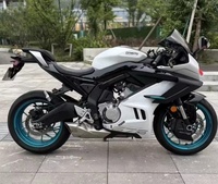 运动摩托车 675SR 675cc 水冷直列三缸 适合经验丰富的骑手 汽油摩托车