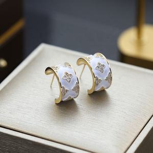 Pendientes de Botón de Plata de Ley 925 de Alta Gama para Mujer, Chapados en Oro, Modernos, Ligeros, de Lujo, Geométricos, con Circonita, para Regalo - Product Image 5