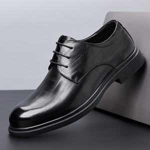 Chaussures en cuir pour homme, sur mesure, respirantes, imperméables et antidérapantes, en cuir brillant, pour mariage ou occasions décontractées. - Product Image 6