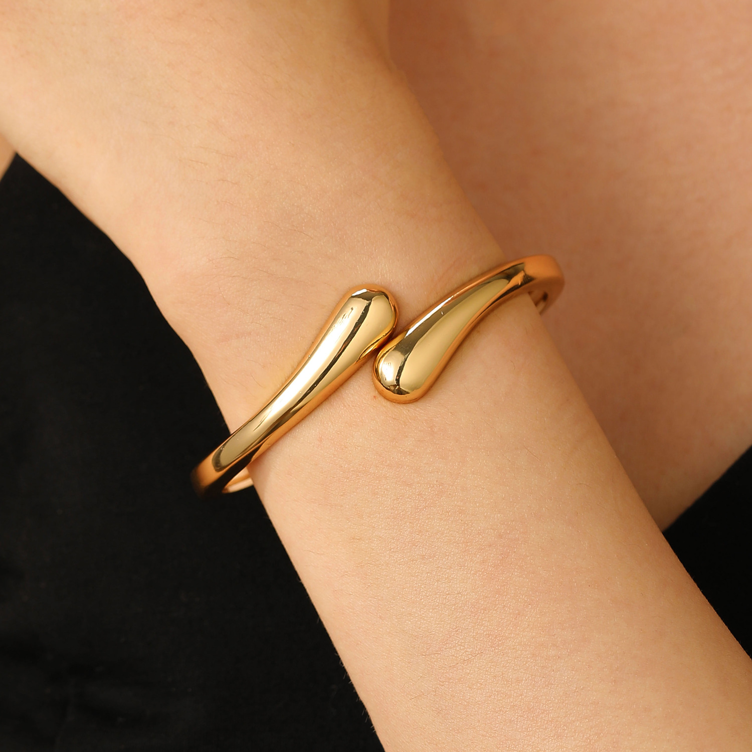 07 goutte d'or kc (bracelet) 9449