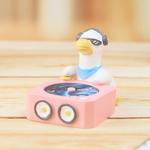 Nuevos adornos de resina para fiestas de DJ con temática animal, artesanías para decoración del hogar, pequeños accesorios para coches, fabricantes en stock - Product Image 3