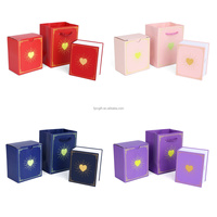 Buchförmige Plastik Moderne Ring-Halsketten-Blumen-Weihnachts-Klappdeckel-Seifenbox Valentinstag Schmuckgeschenk mit Ewiger Rose