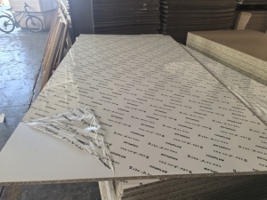 Hochwertige Erstklassige Marmor-<span class=keywords><strong>HPL</strong></span>-beschichtete Spanplatten / Holzspanplatten / Laminatplatten mit 5mm ~ 25mm Dicke zum Bestpreis - Product Image 3