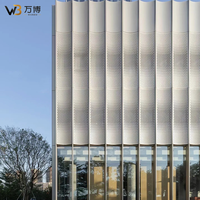 Panneau de revêtement mural extérieur en alliage d'aluminium perforé, panneau de façade en aluminium, tôle métallique perforée, mur-rideau pour villa