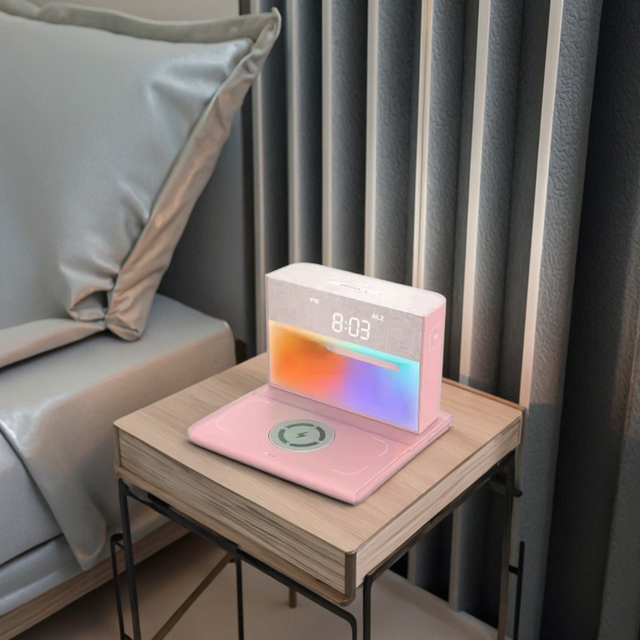 Hot Selling Smart Wake up Light Sunrise Alarm Clock for Kids Adults Bedroom Wireless Charging Light Acoustic