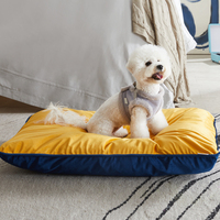 Vente en gros de lits pour animaux de compagnie en polaire douce et luxueuse, amovibles, lavables, pour l'hiver, pour chiens, chiots, chats, fournitures pour animaux de compagnie, fabrication sur mesure OEM
