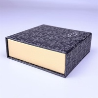 Boîte Cadeau de Luxe Personnalisée pour le Ramadan, en Carton Rigide avec Rabat Magnétique, Papier Artistique, Revêtement UV et Lamination Mate pour Dattes Arabes Sucrées