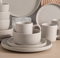 Service de table émaillé en porcelaine mate mouchetée, écologique et réutilisable, 16 pièces, assiettes, bols et tasses modernes pour 4 personnes, pour la maison