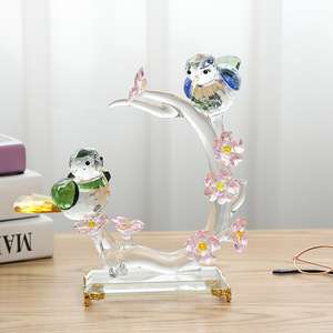 งานศิลปะตกแต่งรูปนกคู่รักคริสตัล ดีไซน์ลายดอกไม้ คริสตัลสีขาว ของตกแต่งบ้าน ขนาด 17 ซม. 23 ซม. สำหรับห้องนั่งเล่น ตู้วางทีวี ตู้เก็บไวน์ - Product Image 3