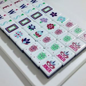 Juego de Mahjong Americano de Cuatro Capas de Acrílico Tallado Personalizado al por Mayor para Juegos de Ajedrez - Product Image 3