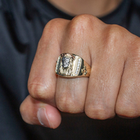 Religiöser Statement Unisex-Ring Goldton Mehrfarbig Jesus-Porträt mit Zirkonia-Einlage Anpassbar Großhandel Fingerschmuck