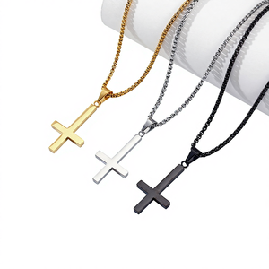 Collier en acier inoxydable de style européen et américain, croix inversée de saint Pierre, chaîne en bambou, pendentif sportif unisexe, diable - Product Image 1