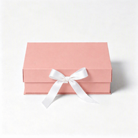 Boîte cadeau magnétique rigide en carton pliable rose avec logo personnalisé pour l'emballage artisanal
