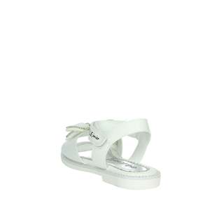 Gaelle Junior White Flat <b>Sandals</b> For Girls With Rhinestone Bow Detail Size 28 - Product Image 2