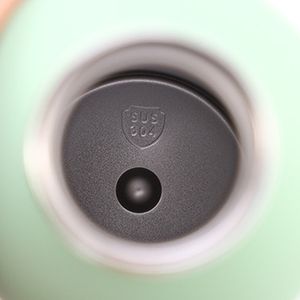 Tasse thermos écologique en acier inoxydable 304 bouteille d'eau sous vide avec logo personnalisé et peinture en caoutchouc pour cadeau promotionnel et extérieur - Product Image 4