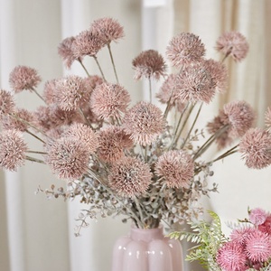 Arreglos Florales Artificiales Realistas y Suaves con Rosas y Hortensias en Jarrón para Decoración de Hoteles y Restaurantes - Product Image 5