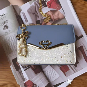 กระเป๋าสะพายข้างผ้าเนื้อนุ่ม กระเป๋าสะพายข้างแนวตั้งสไตล์มินิมอล กระเป๋าลำลองและน้ำหนักเบาสำหรับผู้หญิง - Product Image 5