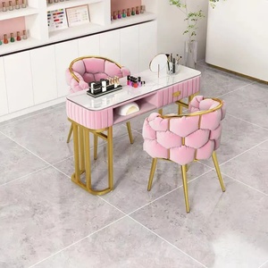 Table <span class=keywords><strong>et</strong></span> chaise de manucure en métal de luxe moderne, série or <span class=keywords><strong>blanc</strong></span> <span class=keywords><strong>et</strong></span> <span class=keywords><strong>gris</strong></span>, nouvelle arrivée, pour salons de beauté - Product Image 2