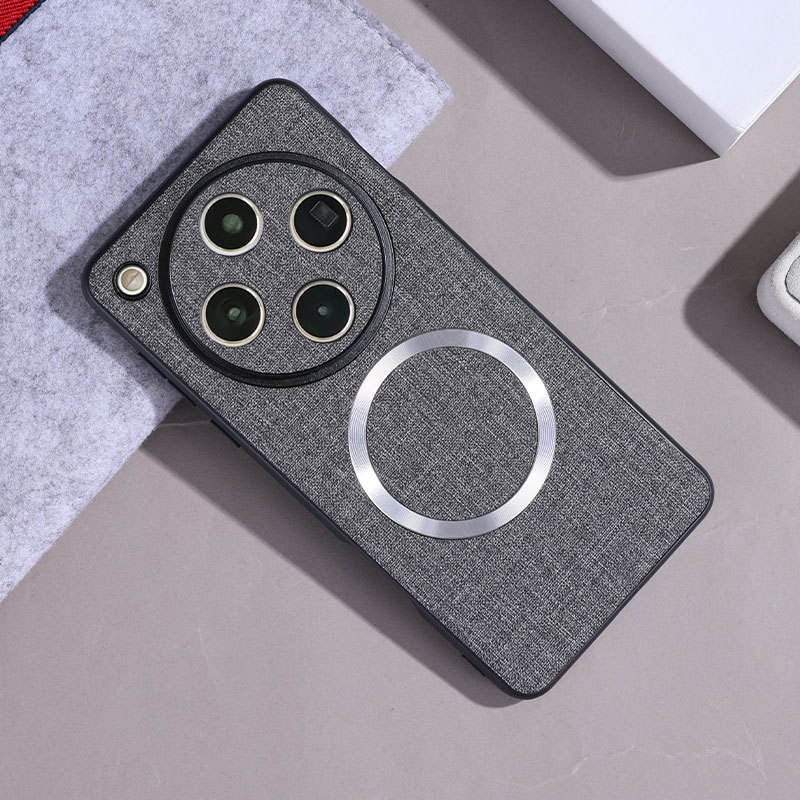 สีเทาเข้ม