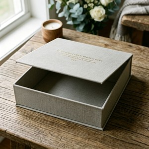Luxury Custom Linen <strong>Keepsake</strong> <strong>Box</strong> with Logo Stamping Magnetic Clamshell Photo Album Storage Packaging <strong>Box</strong> - Product Image 1
