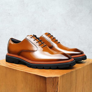 Chaussures en cuir véritable de style britannique, tendance, formelles, décontractées, <span class=keywords><strong>pour</strong></span> jeunes hommes, idéales <span class=keywords><strong>pour</strong></span> les trajets quotidiens, en cuir brillant - Product Image 1