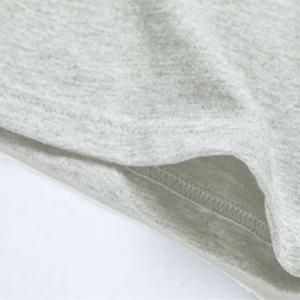 เสื้อยืดโอเวอร์ไซส์สำหรับผู้ชายผ้าฝ้าย100% สีเทาพิมพ์ลายกราฟิกดิจิตอลแนววินเทจ - Product Image 4