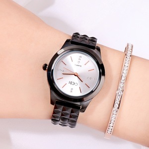 Montre à bracelet en acier de grande valeur à la mode pour les femmes cadran en strass de luxe léger montre à quartz étanche - Product Image 2