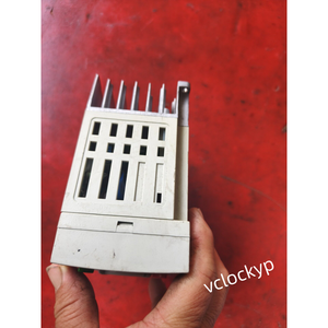 1PC INVERTER LG/LS D'OCCASION SV004IG5A-4 0.4KW 380V - Product Image 3