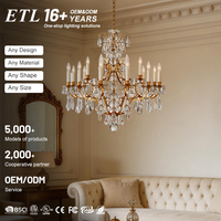 Lustre sur mesure en cristal K9 avec cadre en laiton et éclairage LED pour villa à plafond haut et escalier