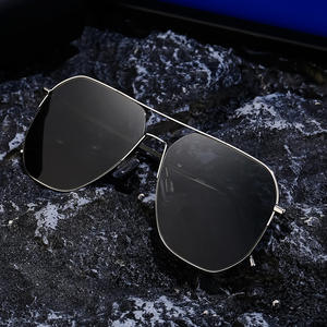 Gafas de sol polarizadas de nailon personalizadas para hombre, montura metálica, protección UV400, estilo Instagram. - Product Image 1