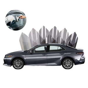 Autocollants <span class=keywords><strong>pare</strong></span>-<span class=keywords><strong>soleil</strong></span> pour <span class=keywords><strong>pare</strong></span>-<span class=keywords><strong>brise</strong></span> de voiture en PET noir carbone nano, bloquant 99% des UV et des IR, pour vitres automobiles, garantie 5 ans, personnalisables - Product Image 1