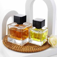 Flacon de parfum carré en verre de 30 ml, flacon d'échantillon de parfum à vaporisateur, flacon de parfum transparent de 50 ml