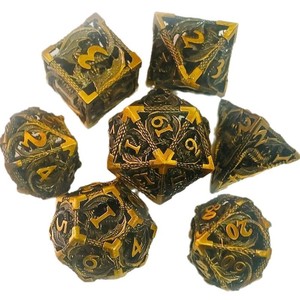 Lot de 7 dés polyédriques creux en métal gravé en laiton (D4-D20) pour jeux de table D&D et RPG – Vente Flash - Product Image 6