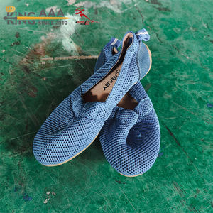 รองเท้ากีฬาเด็กมือสอง KungFu KingAAA ใส่สบาย ระบายอากาศได้ดี นุ่ม ขายส่งเป็นมัด ไซส์ <span class=keywords><strong>4</strong></span> และ 6 สำหรับเด็กชายและเด็กหญิง - Product Image 5