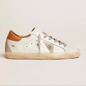 Chaussures de marche de luxe de marque originale, en cuir véritable, baskets blanches imperméables et respirantes, effet patiné doré - Product Image 2