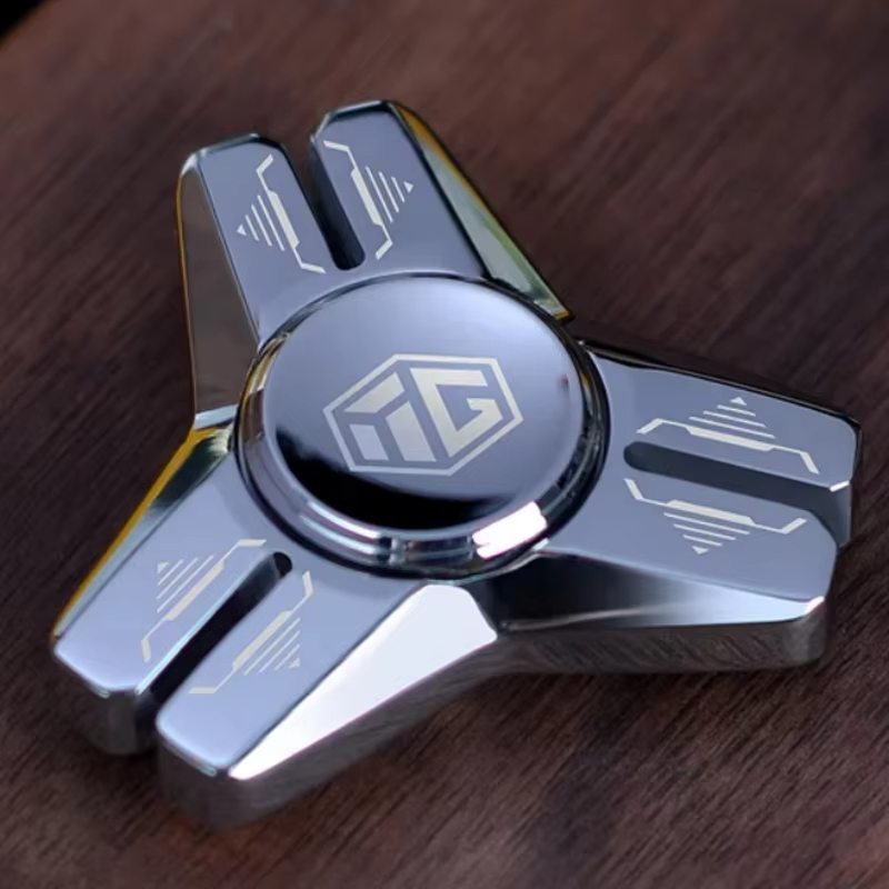 Üçgen Fidget El Spinleri - Stres Giderici Araçlar