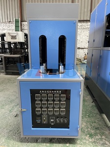 Fabrika fiyat yarı otomatik 19 litre 20 litre 19l 20l plastik PET su şişesi şişirme yapma makinesi - Product Image 2